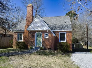 105 N Owens St, Clinton, SC 29325