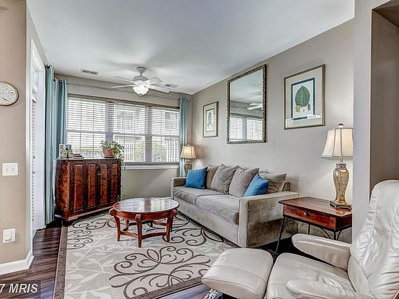 5th image of 8236 Catbird Cir Unit 101