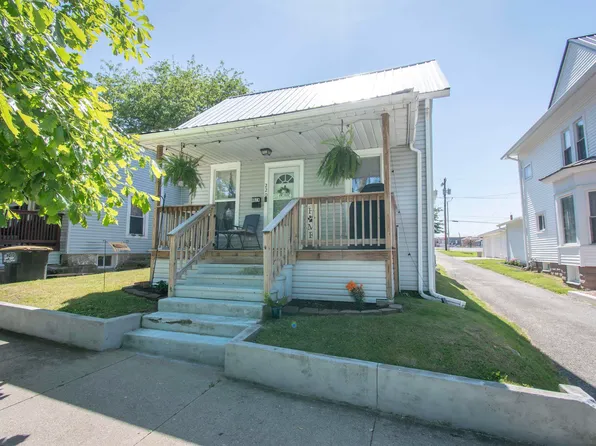 220 S Oak St, Kendallville, IN 46755