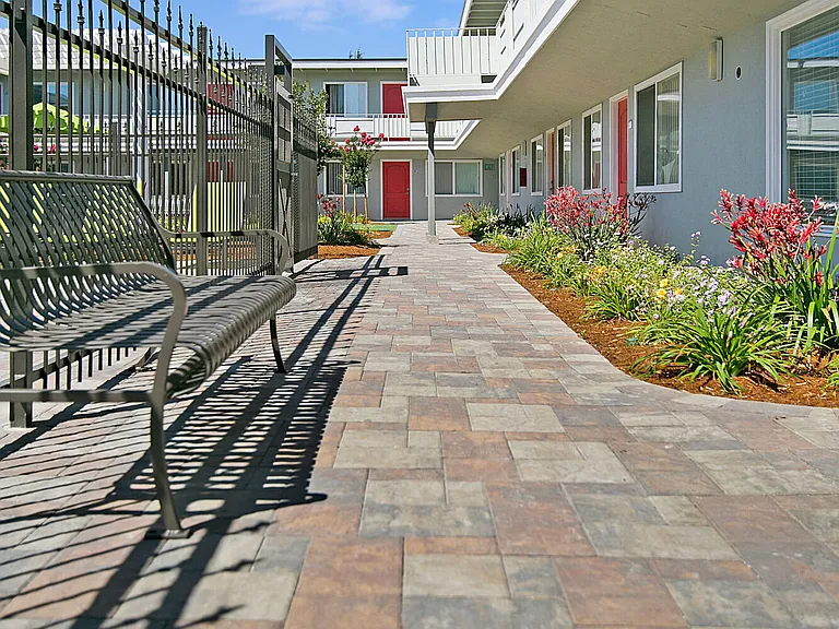 Bon Aire Apartments — Photo 85