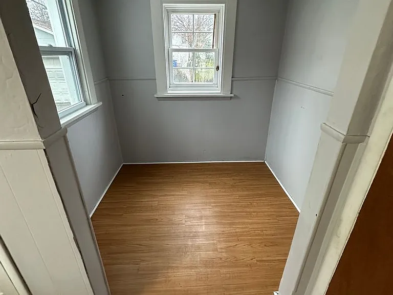 1755 Marne Ave — Photo 5