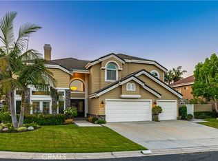 6561 Horseshoe Ln, Huntington Beach, CA 92648