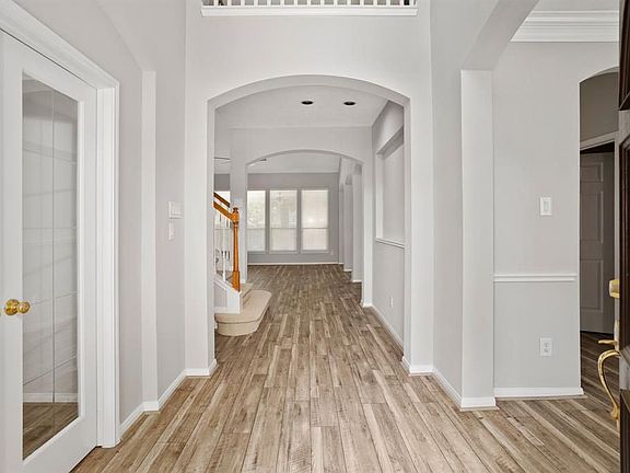 4th image of 2307 Dolan Lake Dr