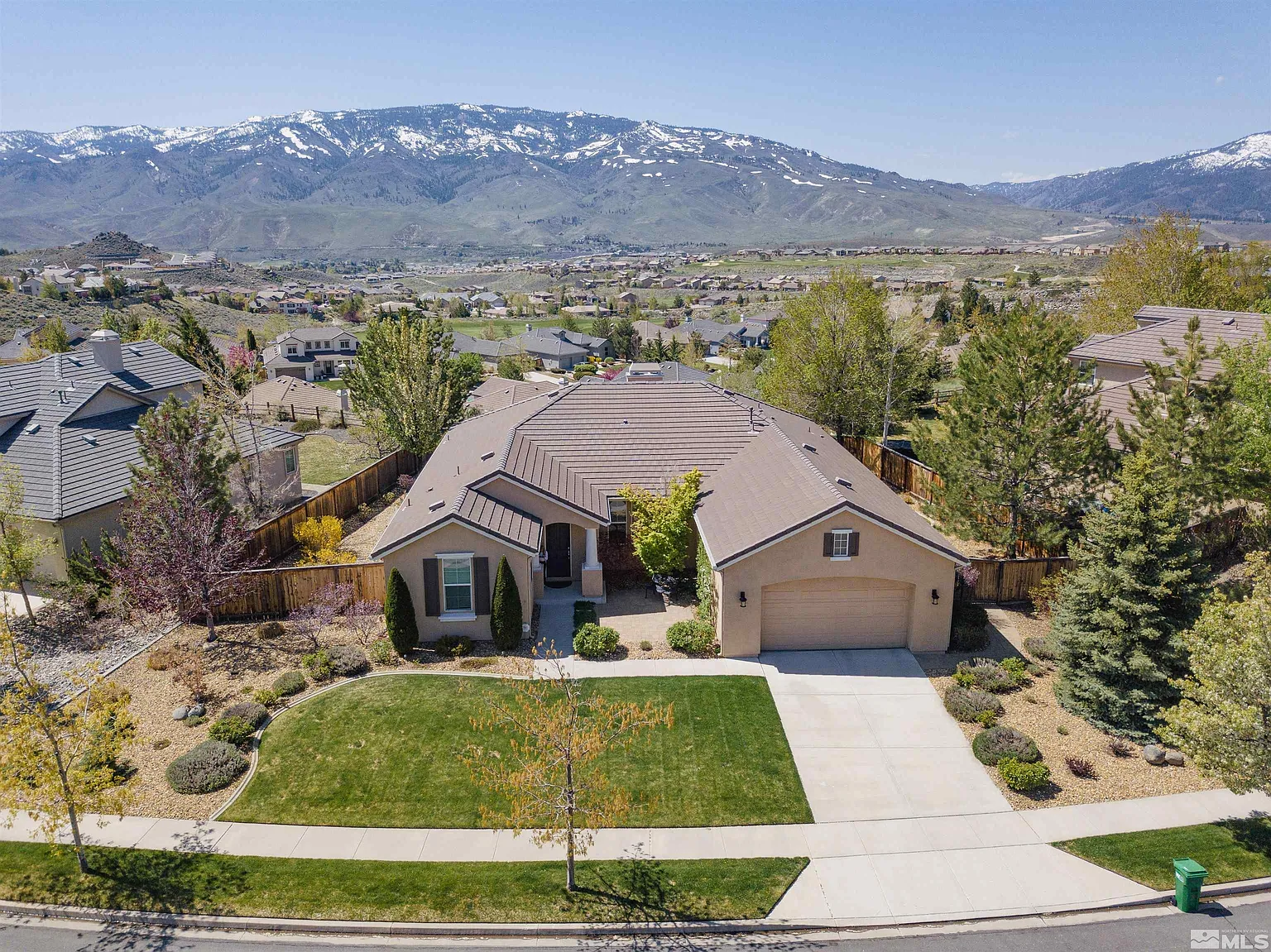 8944 Beacon Ridge Trl photo 1