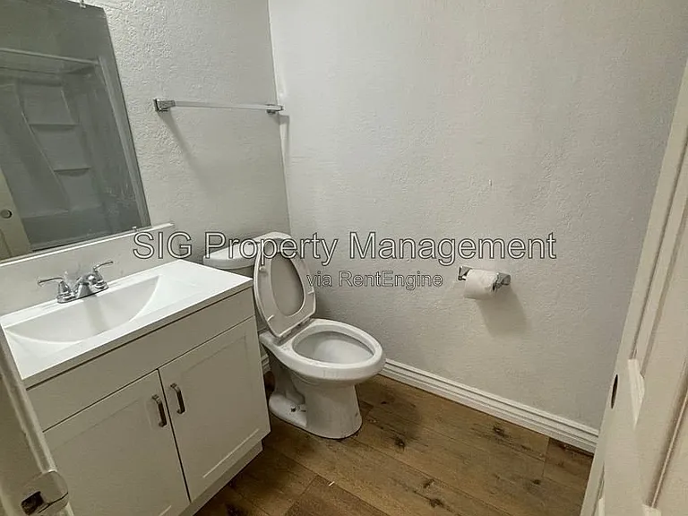 10635 Sherman Grove Ave #8 — Photo 7