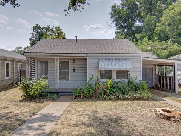 1203 Hanover St, Weatherford, TX 76086