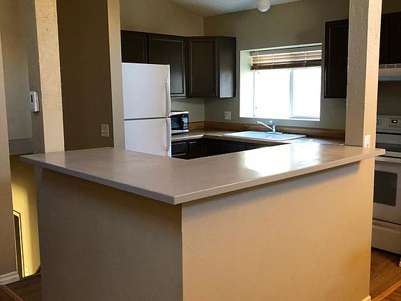 3rd image of 4435 Ramblewood Dr