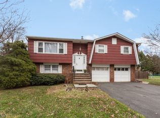 31 3rd St, Kenvil, NJ 07847