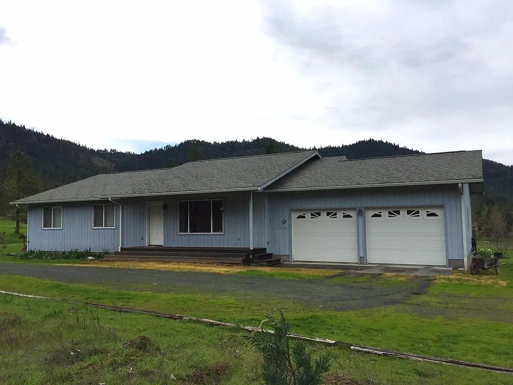 501 Earhart Rd photo 1