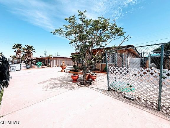 5th image of 208 Mecca Dr