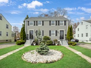 686 Reef Rd, Fairfield, CT 06824