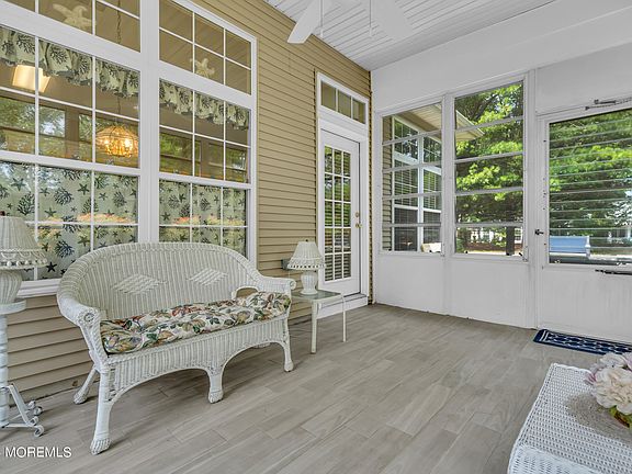 4th image of 59 Goldensprings Drive