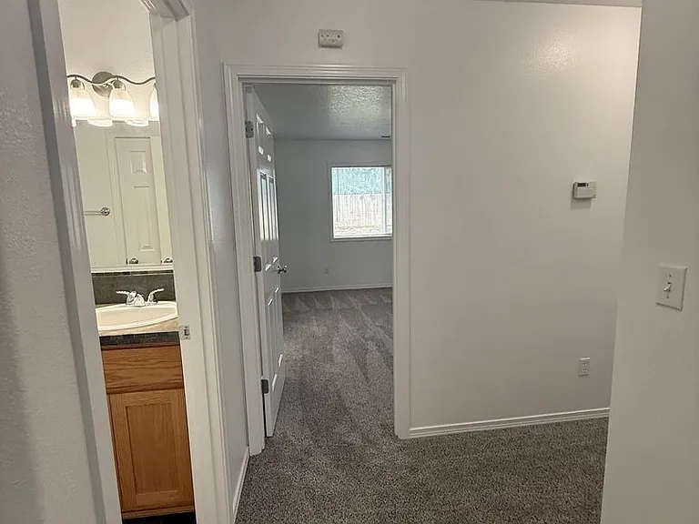 1709 W 30th Ave — Photo 14