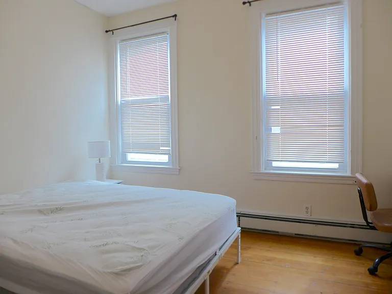 803 Parker St — Photo 7