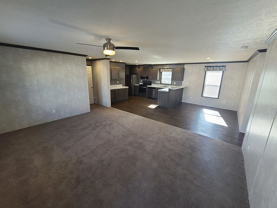 1st image of 516 Courtland Ln #718