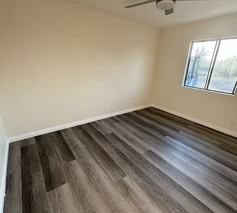 4th image of 14505 Alburtis Ave APT 4