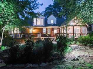 2004 Cedar Ln, Nashville, TN 37212