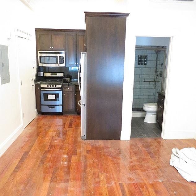 2nd image of 170 Saint Botolph St #3RA