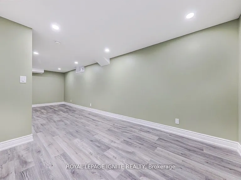 38 Loradeen Cres #BASEMENT — Photo 11