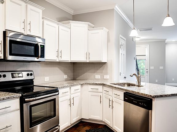 5th image of 954 Innsbrooke Ave