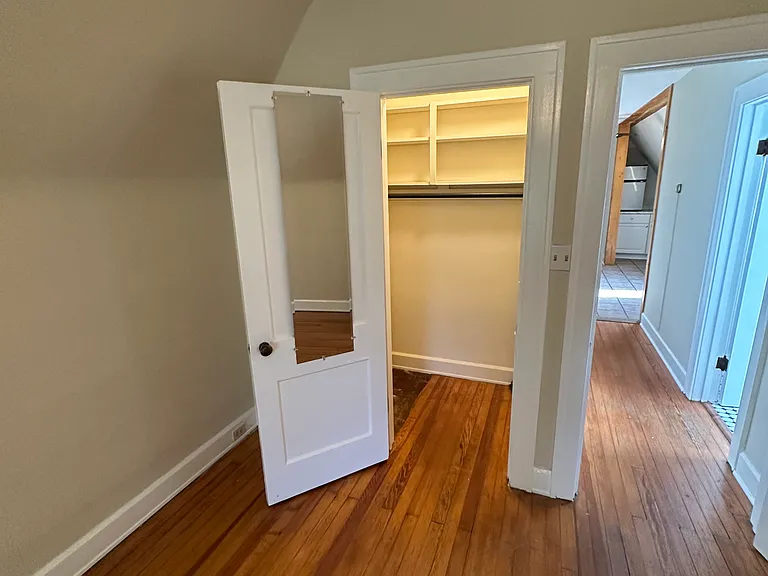 2863 E Derbyshire Rd #3 — Photo 15