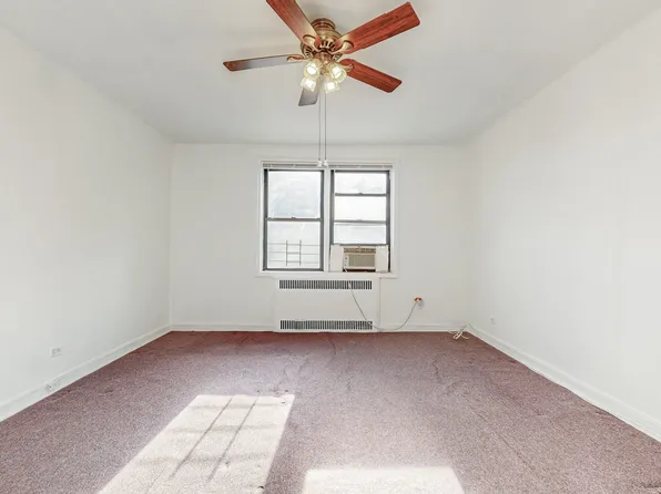 69-40 Yellowstone Boulevard image 11 of 21