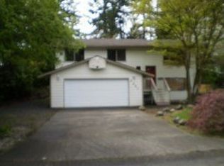 9001 Quinault Dr NE, Olympia, WA 98516