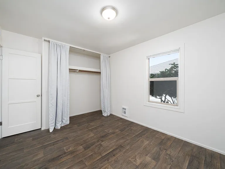 10746 NE Wygant St — Photo 37