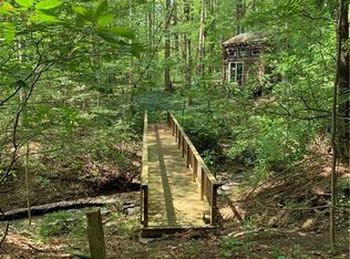 8128 W Hollow Rd, Naples, NY 14512