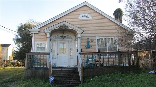 1st image of 4634 Willow St