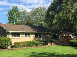 46 Cedar Rd, Kings Park, NY 11754