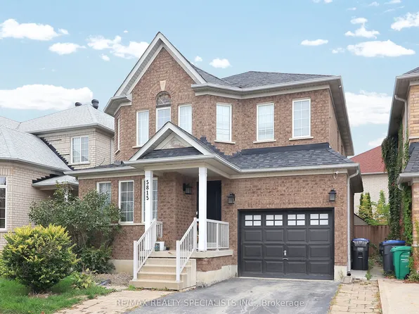 5815 Rainspring Dr, Mississauga, ON L5M 6X6