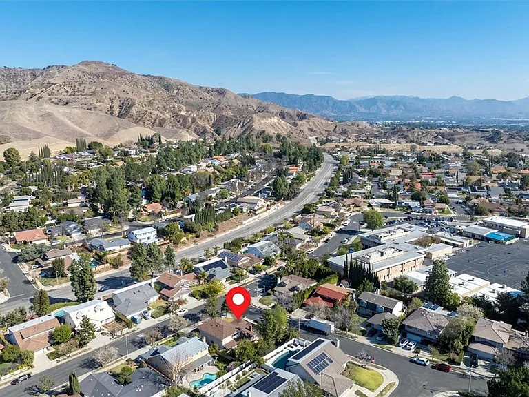 19100 Castlebay Ln — Photo 8