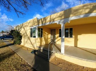 Spacious & Updated w/ All the Right Amenities - Nob Hill 2 Bedroom, Albuquerque, NM 87110