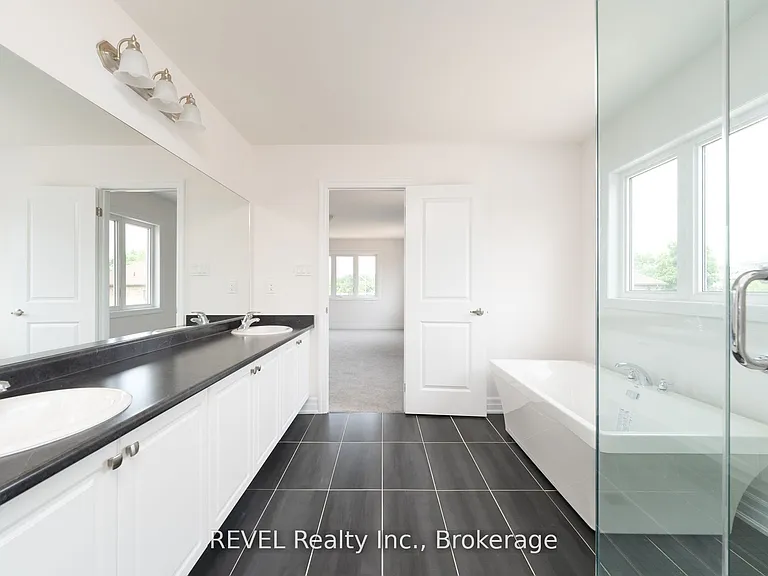 4568 Lyons Pkwy #UPPER — Photo 19