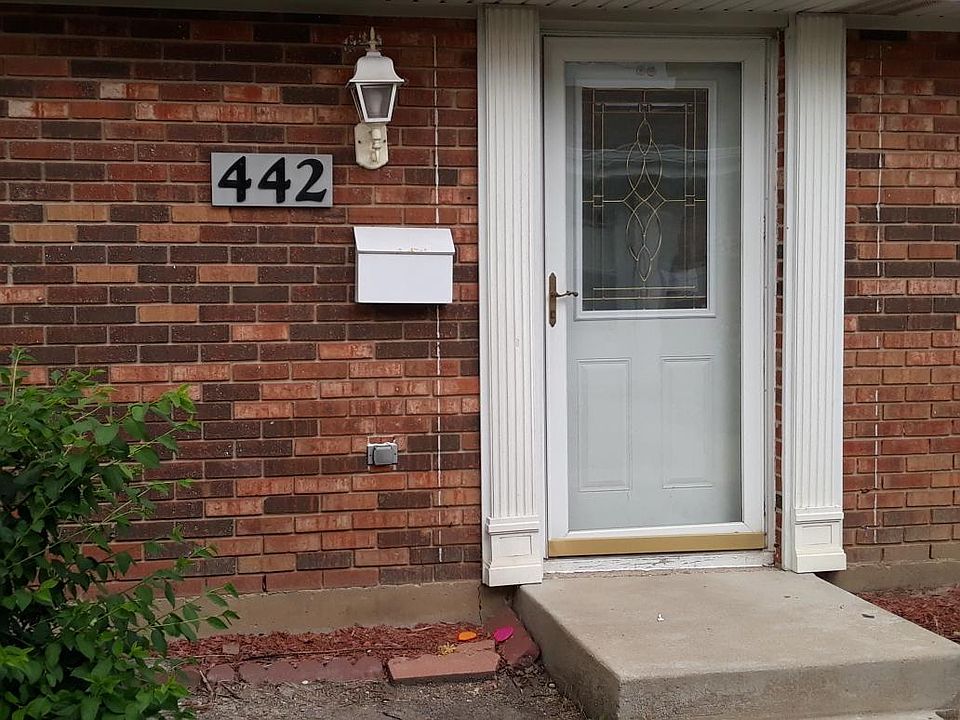 2nd image of 442 Lear Ct #442