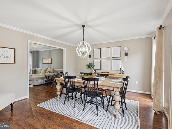 5th image of 12126 Kingswood Blvd