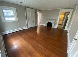 219 Purchase St #1F, Fall River, MA 02720