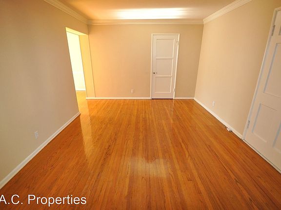 2nd image of 11038 La Maida St #7401069