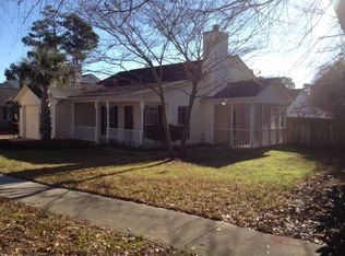 1975 Armory Dr, Mount Pleasant, SC 29466