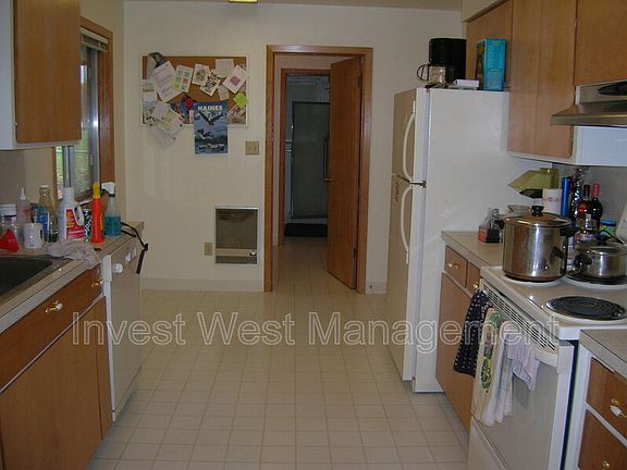 3rd image of 9706 NW 10th Ave