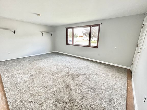 4th image of 99 N Seine Dr #1