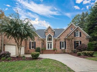 9639 Sweet Cedar Ln, Charlotte, NC 28210