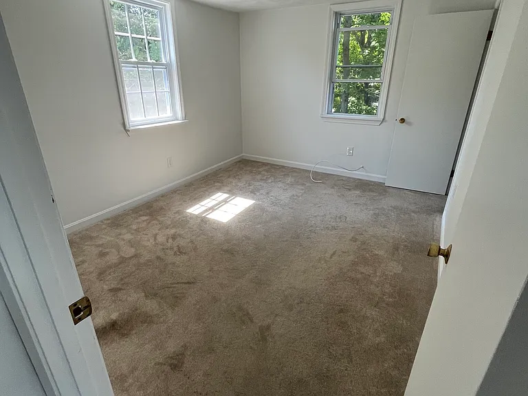 22 Central Ave — Photo 5