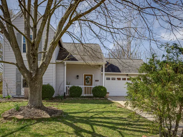 160 Meadow Creek Blvd, Whiteland, IN 46184