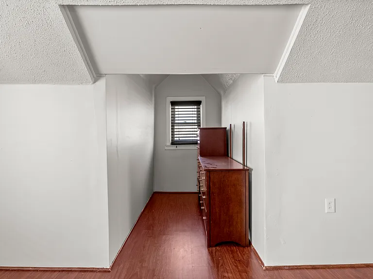 4645 Rosalie St — Photo 22