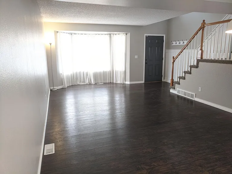 9045 Rochester Dr — Photo 12
