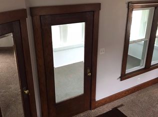 229 S Jackson Ave, Mason City, IA 50401