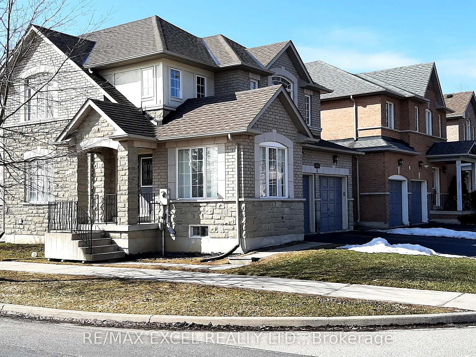 5 bed, $4,000 — Photo 2
