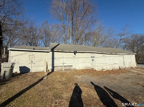 76 Curtiss Street, Bristol, CT 06010